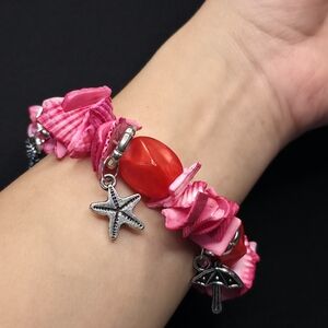 Source Unknown Pink and Red Shell Charm Bracelet with Silver Accents